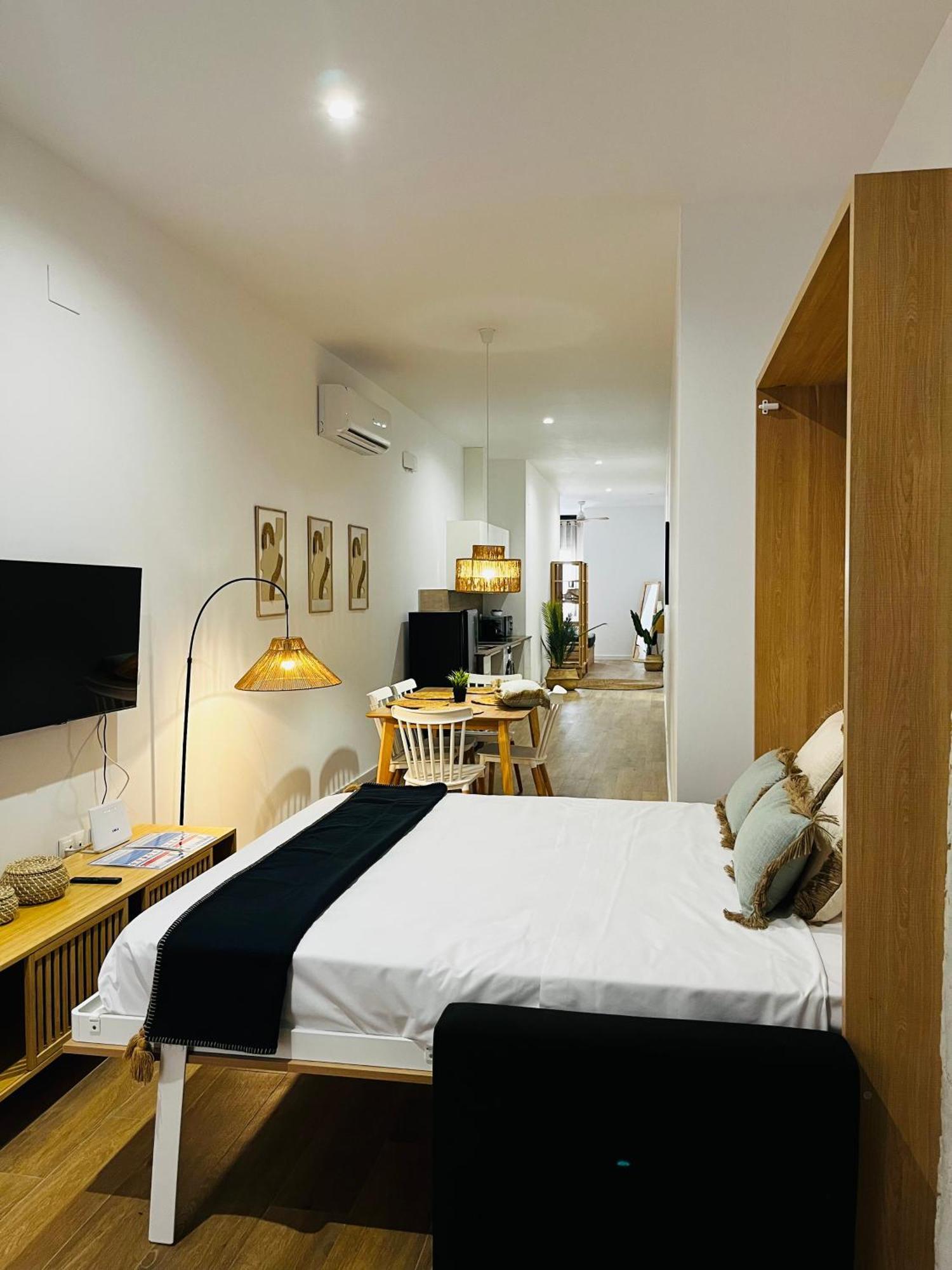 Travel Habitat Mediterranean Suites バレンシア エクステリア 写真