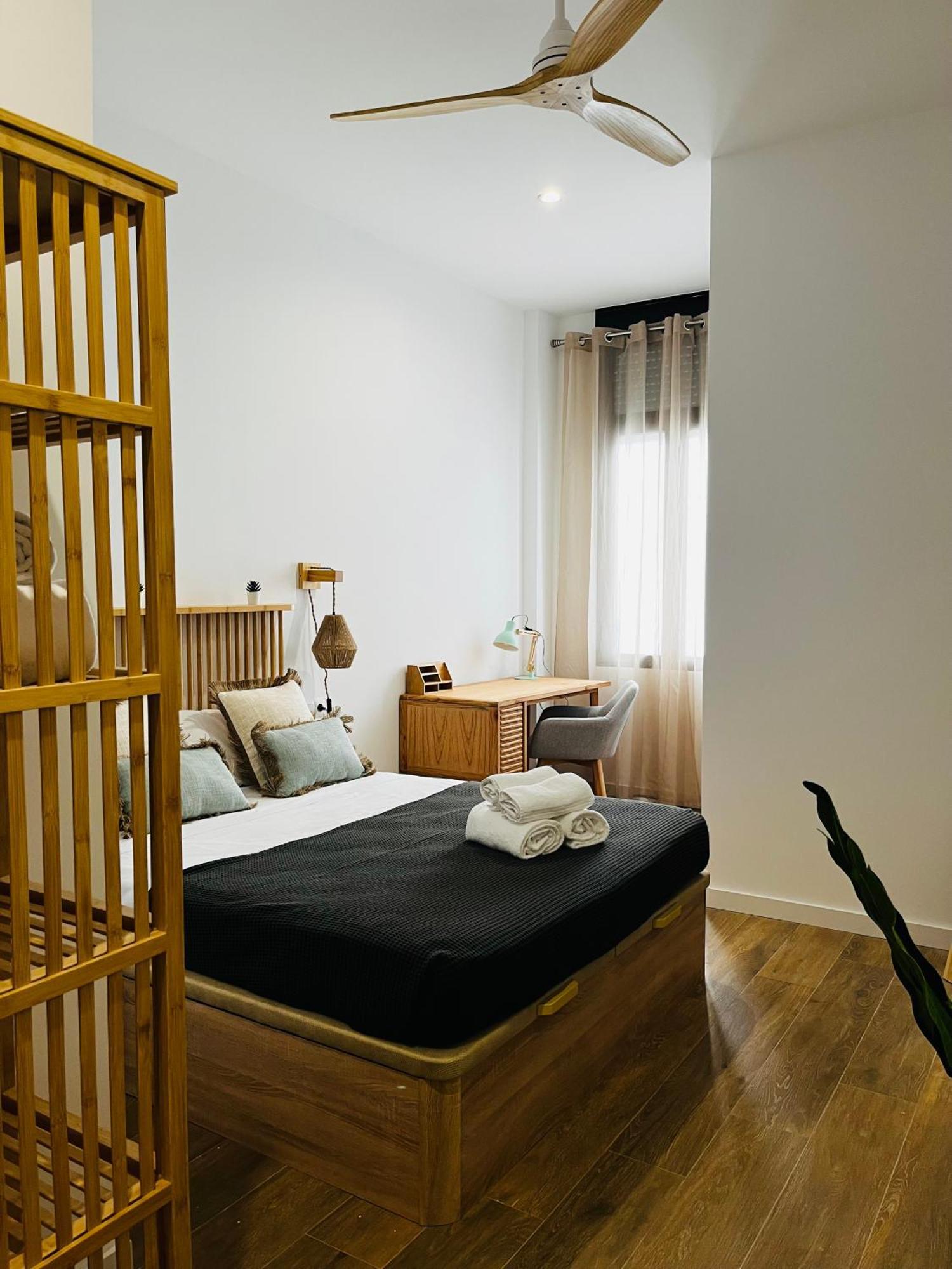 Travel Habitat Mediterranean Suites バレンシア エクステリア 写真