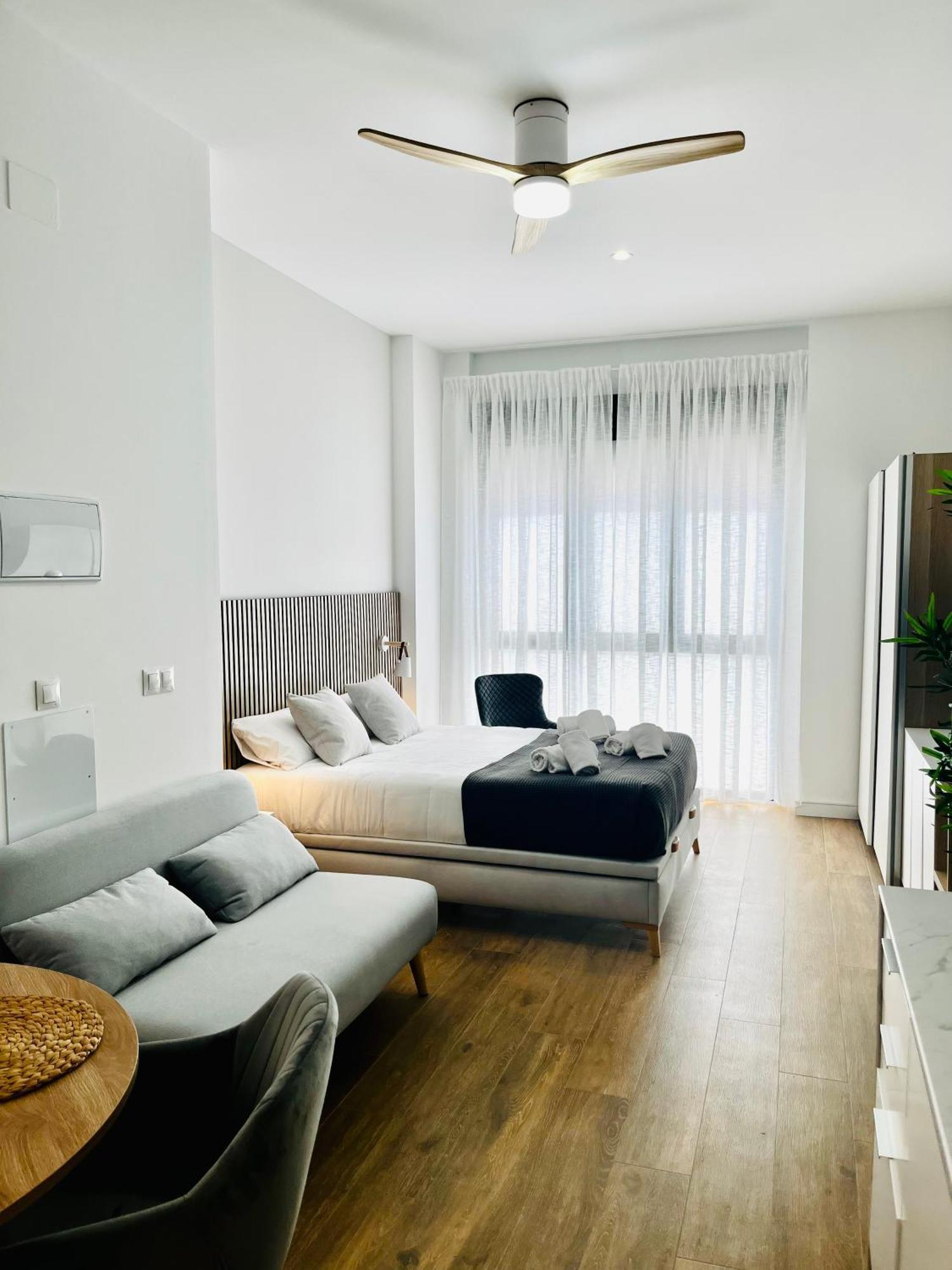 Travel Habitat Mediterranean Suites バレンシア エクステリア 写真