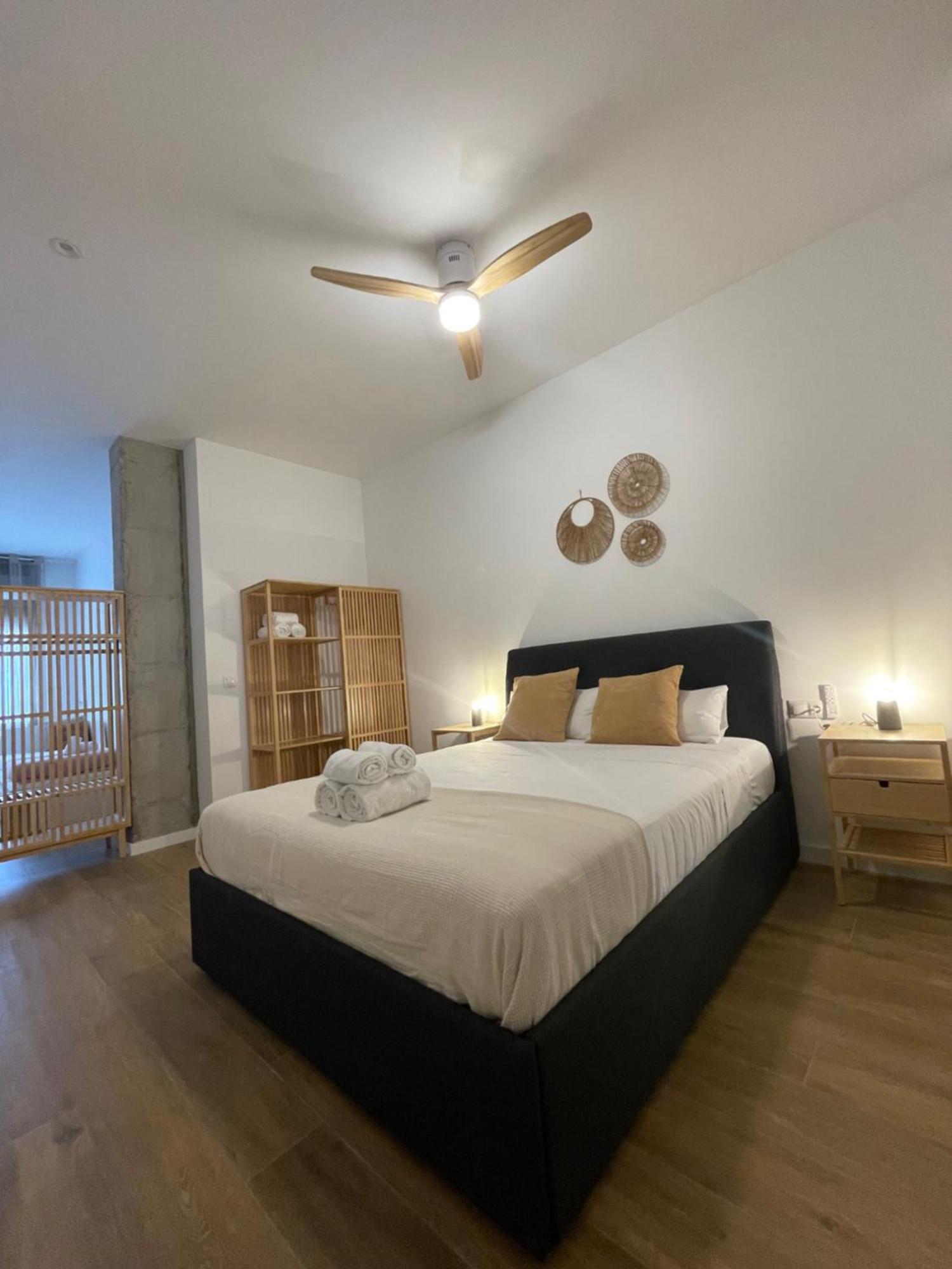 Travel Habitat Mediterranean Suites バレンシア エクステリア 写真