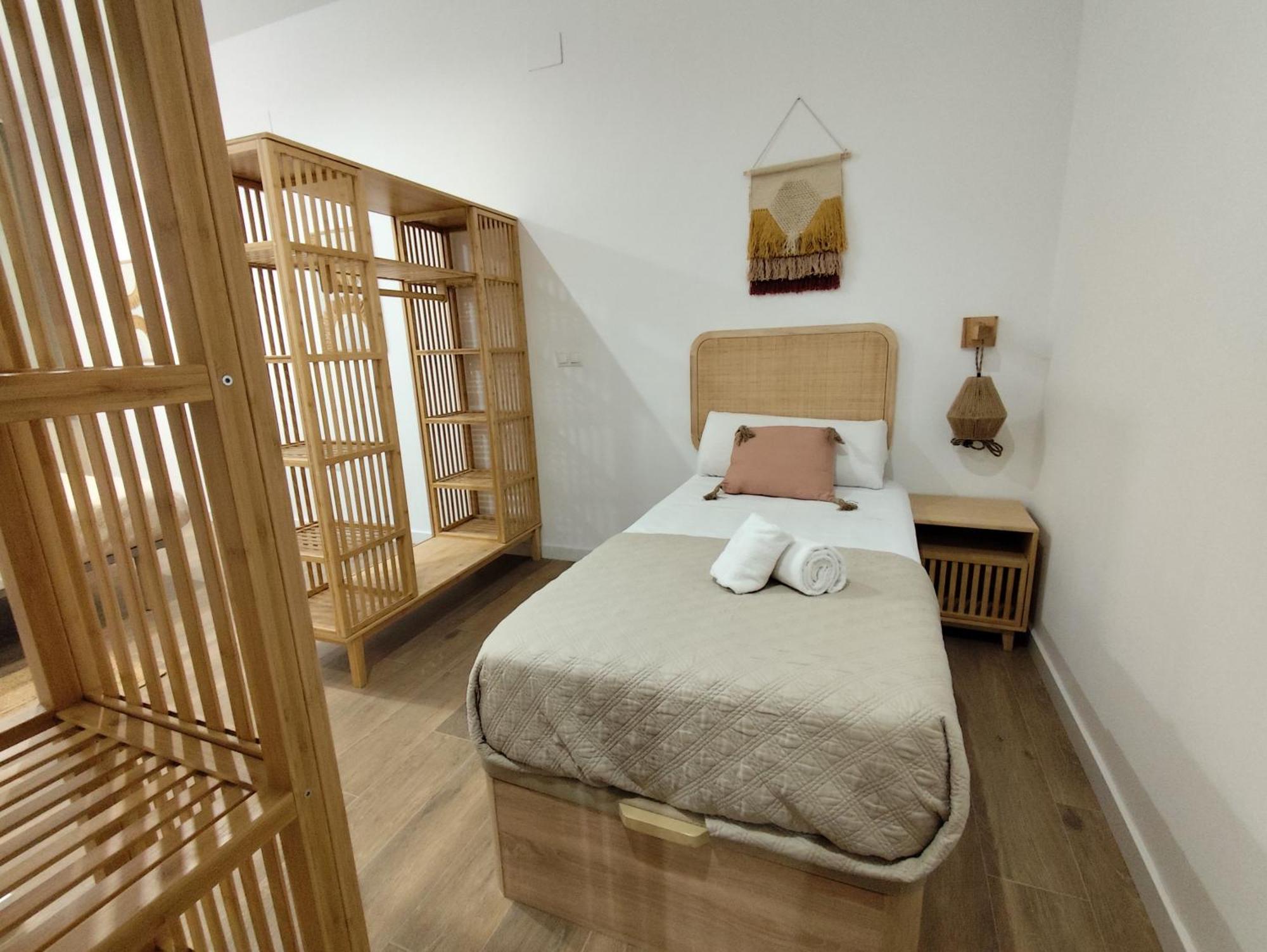 Travel Habitat Mediterranean Suites バレンシア 部屋 写真